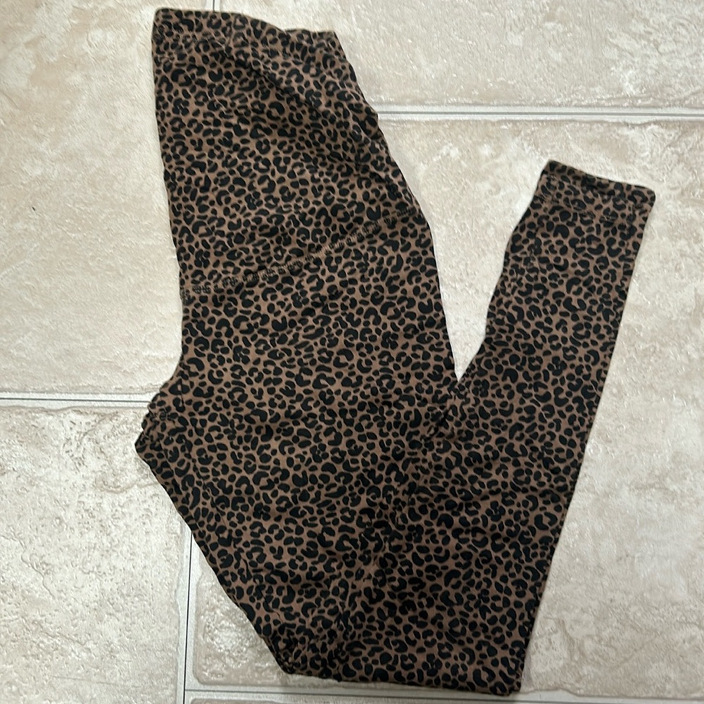 Leopard Old Navy maternity leggings